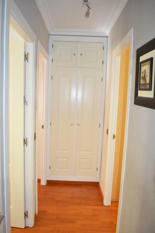 Apartamento Acogedor, Excelente Ubicacion, 10 Min Centro Apartman Sevilla Kültér fotó