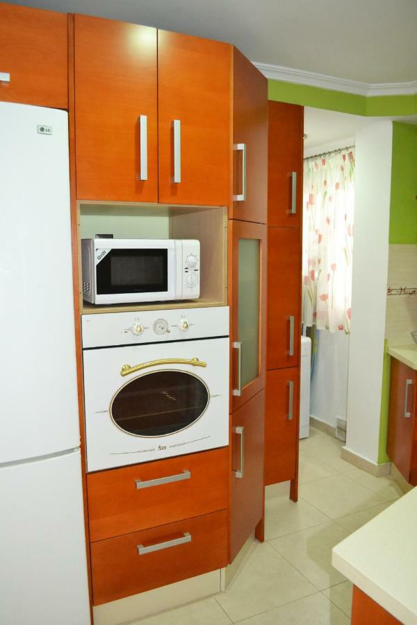 Apartamento Acogedor, Excelente Ubicacion, 10 Min Centro Apartman Sevilla Kültér fotó