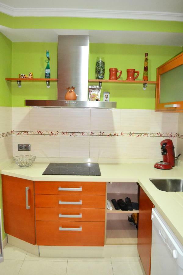 Apartamento Acogedor, Excelente Ubicacion, 10 Min Centro Apartman Sevilla Kültér fotó